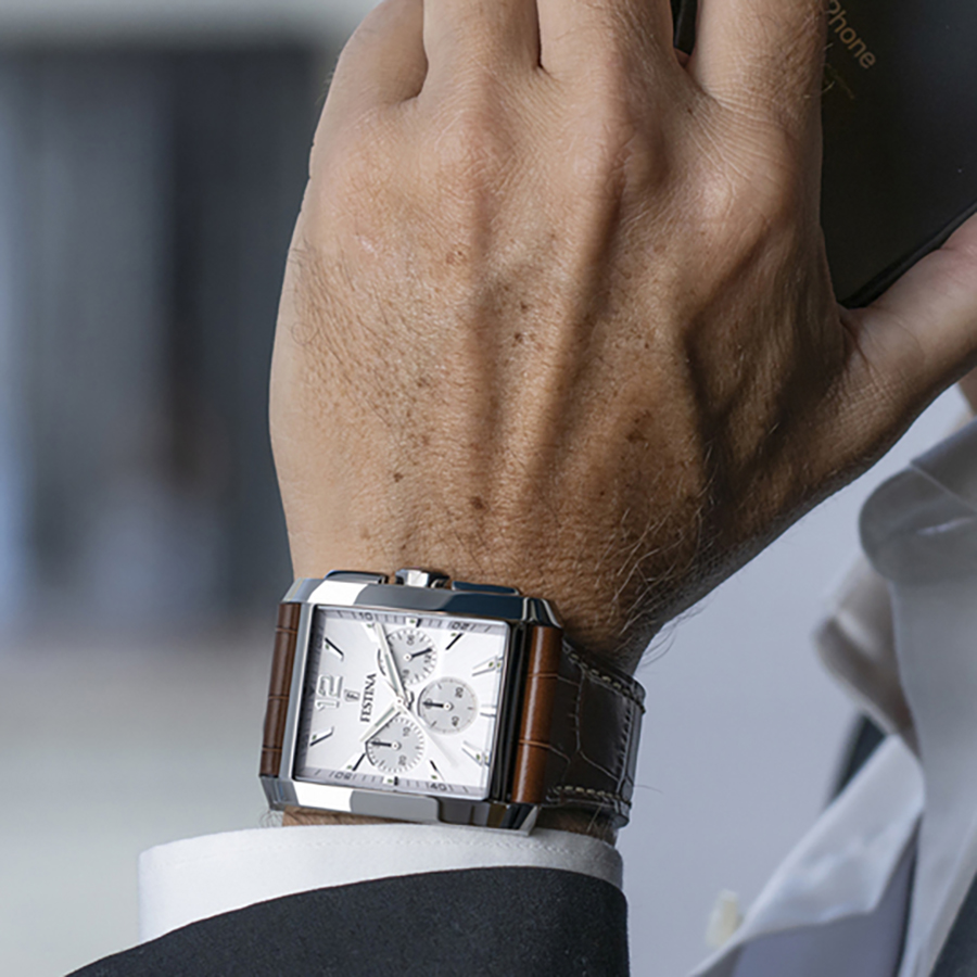 Festina Orologio Da Uomo Placcato Oro PVD F20016/2: Cassa In Acciaio, Cinturino In Pelle, Vetro Zaffiro, Impermeabile 5 Bar