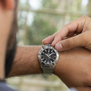 Orologio-Festina-Bullhead-Crono-Uomo-Quarzo-Bracciale-Acciaio-Quadrante-Nero-F20743-6-1