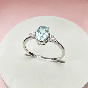 anello comete gioielli oro bianco 375 con acquamarina ovale e diamanti kank001