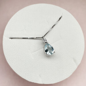 collana comete gioielli oro bianco 375 con acquamarina goccia e diamante kglq002