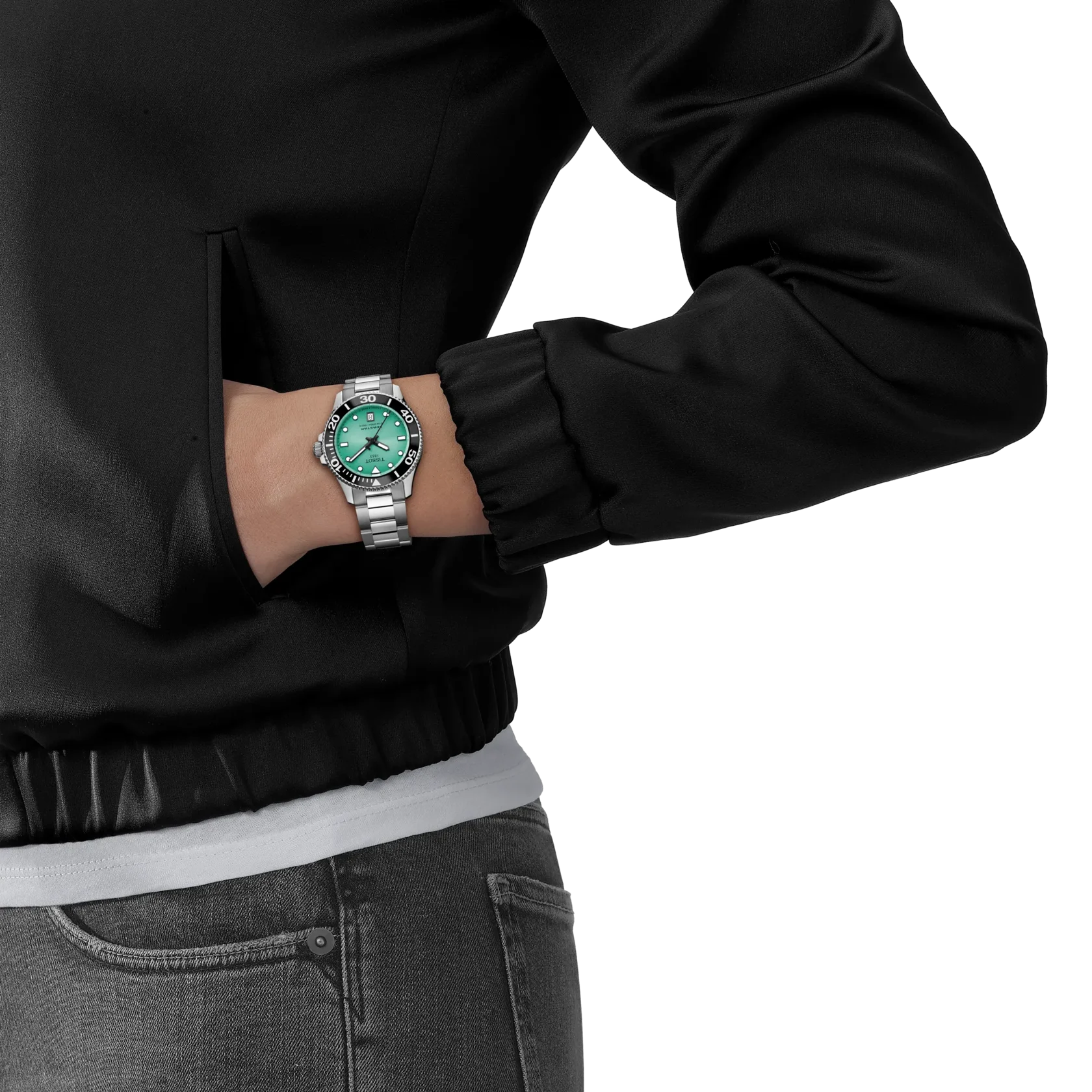 indosso orologio tissot seastar 1000 34 mm turchese T1202101109100